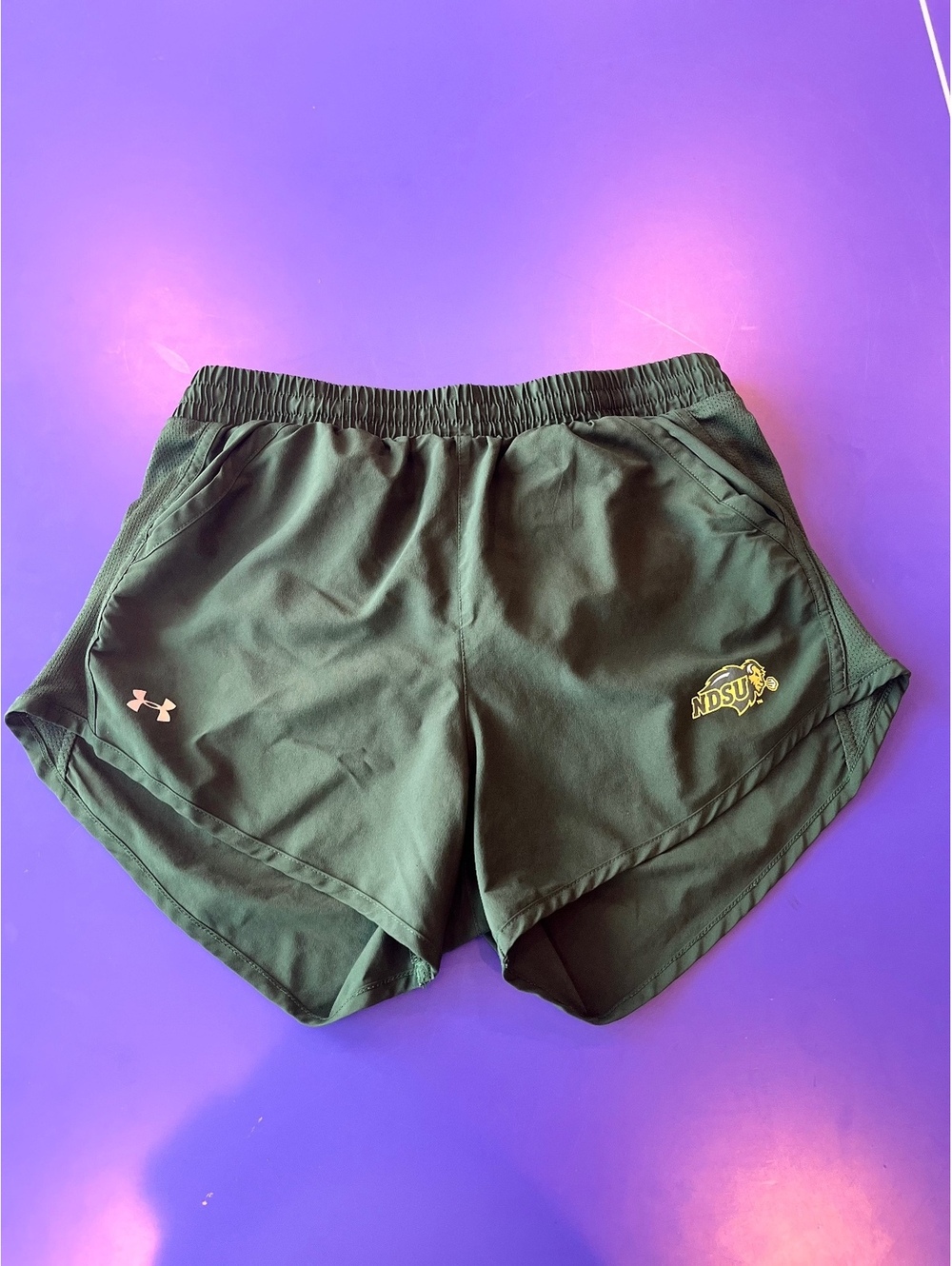 Under Armour NDSU Green Athletic Shorts with Built-in Liner Size Small Women’s